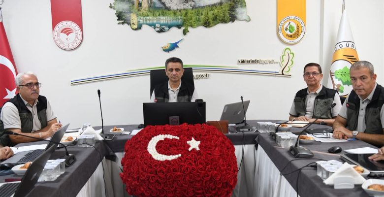 MERSİN ORMAN BÖLGE MÜDÜRÜ ATAŞ’TAN DEĞERLENDİRME TOPLANTISI