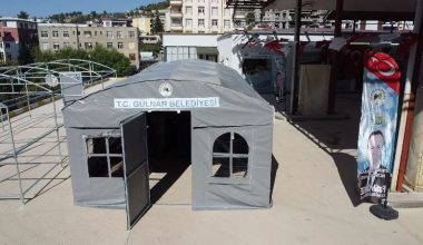 BAŞKAN ÖNGE’DEN SOSYAL BELEDİYECİLİK ADIMI: 10 MAHALLEYE TAZİYE ÇADIRI