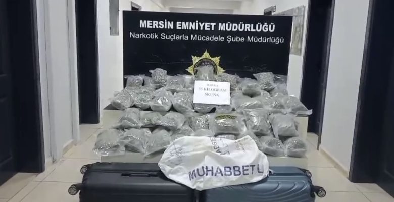 MERSİN’DE YOLCU OTOBÜSÜNDE 35 KİLOGRAM SKUNK ELE GEÇİRİLDİ