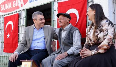 MERSİN VALİSİ ATİLLA TOROS, YARIM ASIRLIK BAKKALI ZİYARET ETTİ