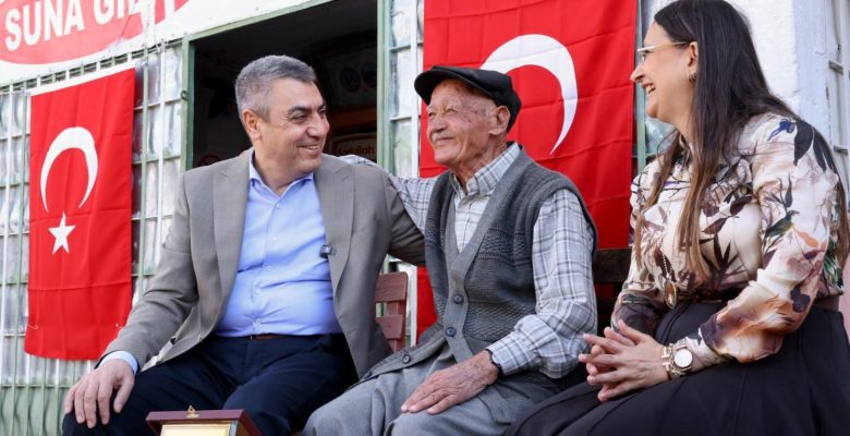 MERSİN VALİSİ ATİLLA TOROS, YARIM ASIRLIK BAKKALI ZİYARET ETTİ