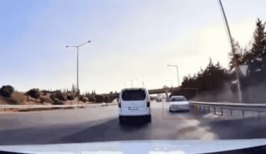 MERSİN’DE OTOYOLDA TERS YÖN DEHŞETİ: 3 ARAÇ KAZA YAPTI