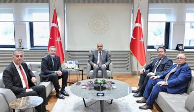 MHP MERSİN MİLLETVEKİLİ DR. LEVENT UYSAL, MERSİN’İN ULAŞIM YATIRIMLARI İÇİN TEMASLARINI SÜRDÜRÜYOR