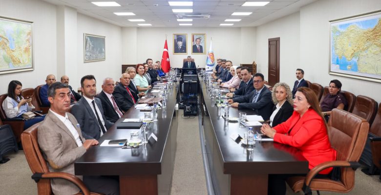 MERSİN VALİSİ ATİLLA TOROS’UN BAŞKANLIĞINDA, İL TANITIM VE GELİŞTİRME KURULU TOPLANTISI GERÇEKLEŞTİRİLDİ MERSİN VALİSİ ATİLLA TOROS’UN BAŞKANLIĞINDA, İL TANITIM VE GELİŞTİRME KURULU TOPLANTISI GERÇEKLEŞTİRİLDİ