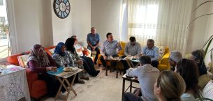 MHP MERSİN İL BAŞKANI ÖMER GÜRSOY “HAYIRLI GÜNLER KOMŞUM” ZİYARETLERİNDE SIKMADIK EL ÇALMADIK KAPI BIRAKMIYOR