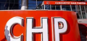 CHP’DE İSTİFALAR SÜRÜYOR