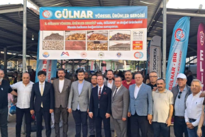 MERSİN İL MİLLÎ EĞİTİM MÜDÜRÜ MUHAMMED ÖZDEMİRCİ, 3. GELENEKSEL GÜLNAR YÖRESEL ÜRÜNLER SERGİSİ’Nİ ZİYARET ETTİ