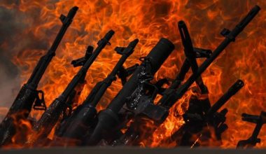 TERÖR ÖRGÜTÜ PKK TÜRKİYE’DEN ÇEKİLİYOR