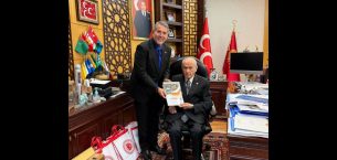 TARSUS İÇİN TARİHİ ADIM: MHP MERSİN MİLLETVEKİLİ UYSAL’DAN, MHP LİDERİ BAHÇELİ’YE İL DOSYASI SUNUMU TARSUS İÇİN TARİHİ ADIM: MHP MERSİN MİLLETVEKİLİ UYSAL’DAN, MHP LİDERİ BAHÇELİ’YE İL DOSYASI SUNUMU