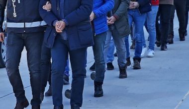 MERSİN VE AMASYA’DA ŞANTAJ İLE DOLANDIRICILIK OPERASYONU: 3 ŞAHIS TUTUKLANDI