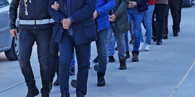 MERSİN VE AMASYA’DA ŞANTAJ İLE DOLANDIRICILIK OPERASYONU: 3 ŞAHIS TUTUKLANDI