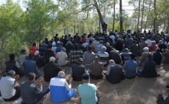 BOZYAZI’DA VATANDAŞLAR YAĞMUR DUASINA ÇIKTI