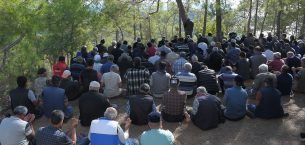BOZYAZI’DA VATANDAŞLAR YAĞMUR DUASINA ÇIKTI