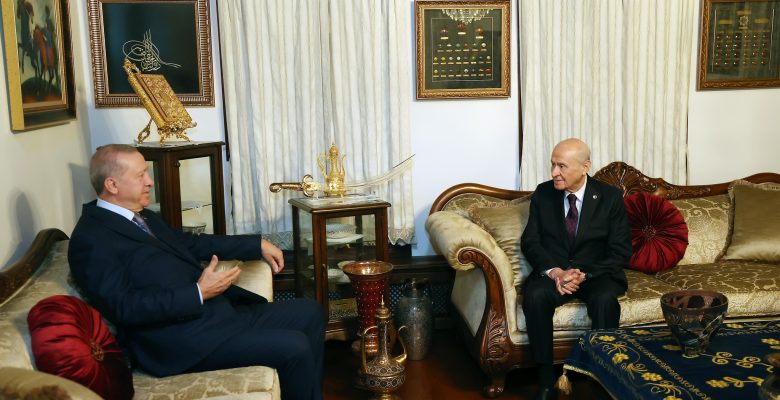 CUMHURBAŞKANI ERDOĞAN, MHP LİDERİ DEVLET BAHÇELİ’Yİ ZİYARET ETTİ