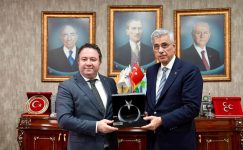 SAĞLIK BAKANI KEMAL MEMİŞOĞLU, MERSİN’DE BİR DİZİ ZİYARETLERDE BULUNDU