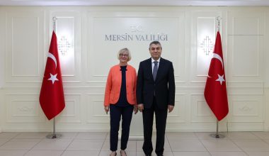 MERSİN VALİSİ ATİLLA TOROS, ALMANYA BÜYÜKELÇİSİ SİBYLLE KATHARİNA SORG’U KABUL ETTİ