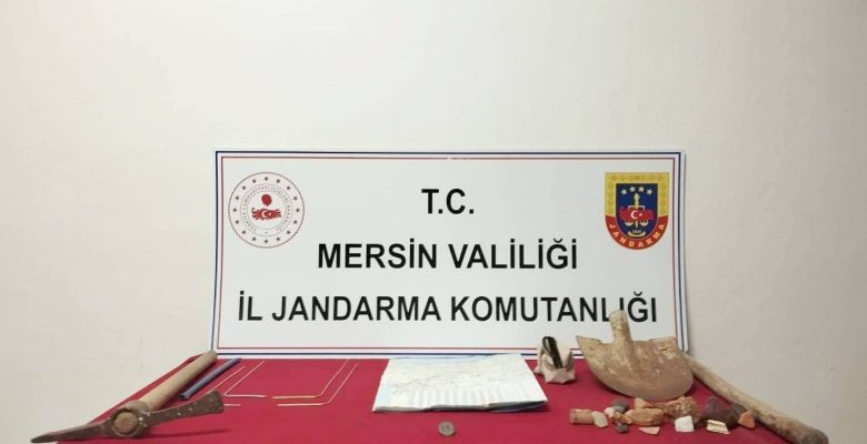 MERSİN’DE KAÇAK KAZI YAPAN 4 KİŞİ YAKALANDI