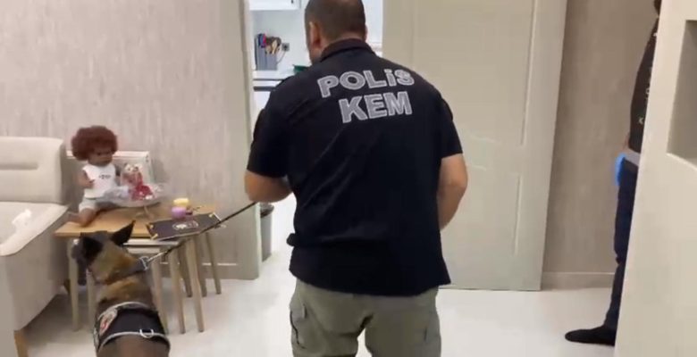 ZEHİR TACİRLERİNE BÜYÜK DARBE: 16 ŞAHIS TUTUKLANDI