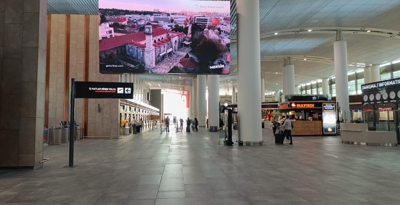 ÇUKUROVA ULUSLARARASI HAVALİMANI’NDA MERSİN TANITIMI BAŞLADI