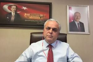 CHP’DE İÇ SAVAŞ: HASAN UFUK ÇAKIR AÇTI AĞZINI YUMDU GÖZÜNÜ!