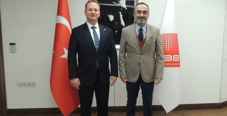 GÜLNAR BELEDİYE BAŞKANI FATİH ÖNGE TBB ÇALIŞTAYINDA İLÇENİN TALEPLERİNİ GÜNDEME TAŞIDI