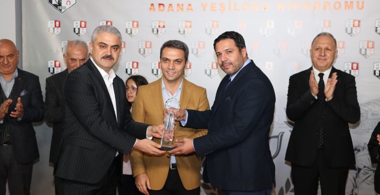 KOCAEFE, ADANA’DAKİ POZANTI BELEDİYE BAŞKANLIĞI KOŞUSUNDA ZAFERE ULAŞTI