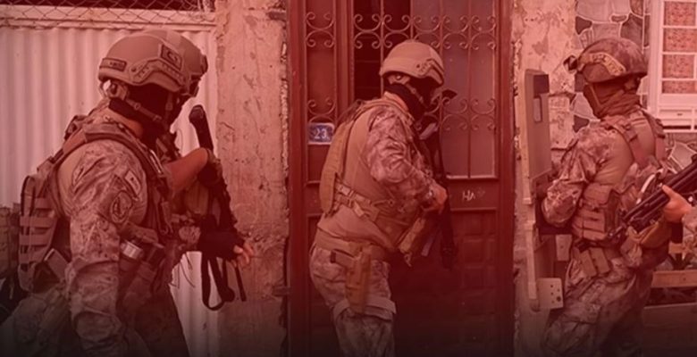 ARALARINDA MERSİN’İNDE BULUNDUĞU 22 İLDE DEAŞ OPERASYONU: 92 GÖZALTI