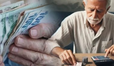 GÖZLER MEMUR VE EMEKLİ ZAMLARINA ÇEVRİLDİ: 5 OCAK’TA BELLİ OLACAK