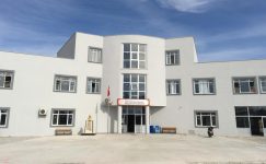 ANAMUR’DA OKUL BAHÇESİNDE DEHŞET! 12 YAŞINDAKİ ÖĞRENCİ, OKUL MÜDÜRÜNÜ VURDU