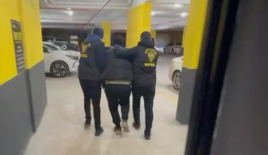 98 YIL KESİNLEŞMİŞ HAPİS CEZASI İLE ARANAN ŞAHIS YAKALANDI