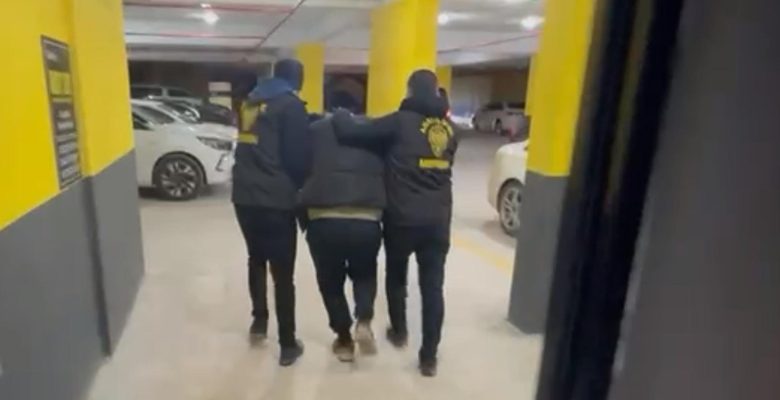 98 YIL KESİNLEŞMİŞ HAPİS CEZASI İLE ARANAN ŞAHIS YAKALANDI