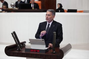 MHP MERSİN MİLLETVEKİLİ DR. LEVENT UYSAL’DAN MERSİN VURGUSU: 2026’DA DEV YATIRIMLAR GELİYOR