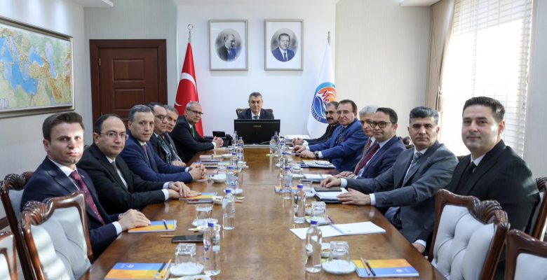 MERSİN’İN GÜVENLİĞİ EMİN ELLERDE: 816 ARANAN ŞAHIS YAKALANDI