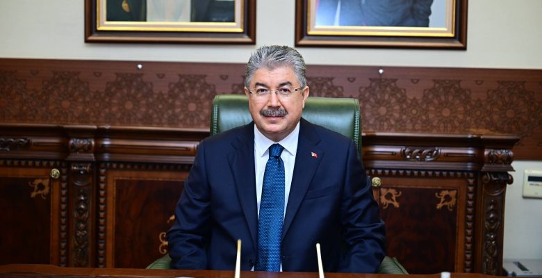 ESKİŞEHİR VALİSİ DR. ERDİNÇ YILMAZ’DAN BERAT KANDİLİ MESAJI