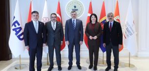 AK PARTİ ADANA HEYETİNDEN İÇİŞLERİ BAKANI MUSTAFA ÇİFTÇİ’YE HAYIRLI OLSUN ZİYARETİ