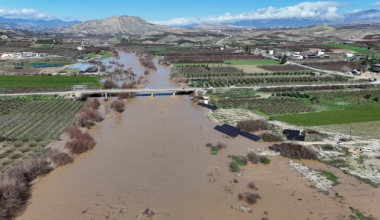 GÖKSU IRMAĞI’NIN TAŞKINI: TARIM ARAZİLERİ VE ENERJİ TESİSLERİ ZARAR GÖRDÜ