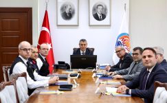 MERSİN’DE GÜVENLİK VE ASAYİŞ TOPLANTISI: 865 ARANAN ŞAHIS YAKALANDI