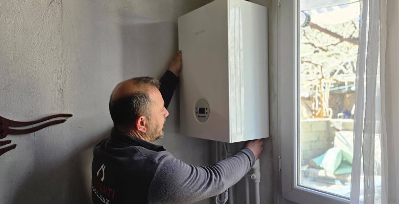 POZANTI’DA 40 AİLENİN DAHA EVİ DOĞALGAZ KONFORUNA KAVUŞTU