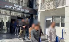 MERSİN’DE SOSYAL MEDYA ÜZERİNDEN DOLANDIRICILIK YAPAN ŞEBEKEYE OPERASYON: 4 TUTUKLAMA