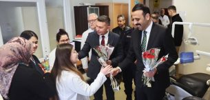 KARAİSALI BELEDİYE BAŞKANI BEKİR ŞİMŞEK’TEN SAĞLIK ÇALIŞANLARINA 14 MART ZİYARETİ