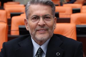 MHP MERSİN MİLLETVEKİLİ DR. LEVENT UYSAL, RAMAZAN BAYRAMI’NI KUTLADI