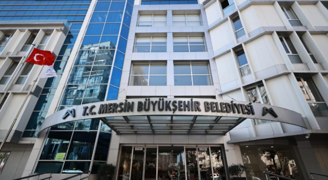 MERSİN BÜYÜKŞEHİR BELEDİYESİ SORUŞTURMASINDA GÖZALTI SAYISI ARTIYOR: 20 KİŞİ DAHA GÖZALTINA ALINDI