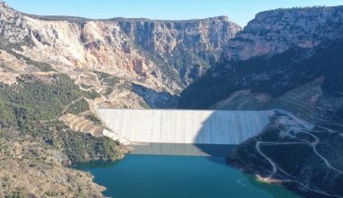 YAĞIŞLAR MERSİN’DE BARAJLARI DOLDURDU: SU SEVİYELERİ HIZLA YÜKSELDİ