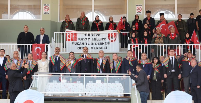 KARAİSALI’DA MİLLİ RUH ŞENLİKLE YAŞATILDI