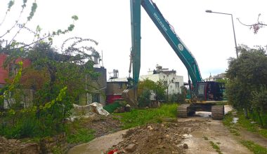 KADİRLİ’DE ŞİDDETLİ YAĞIŞ HAYATI OLUMSUZ ETKİLEDİ: DSİ EKİPLERİ İLK ANDAN İTİBAREN AFET BÖLGESİNDE