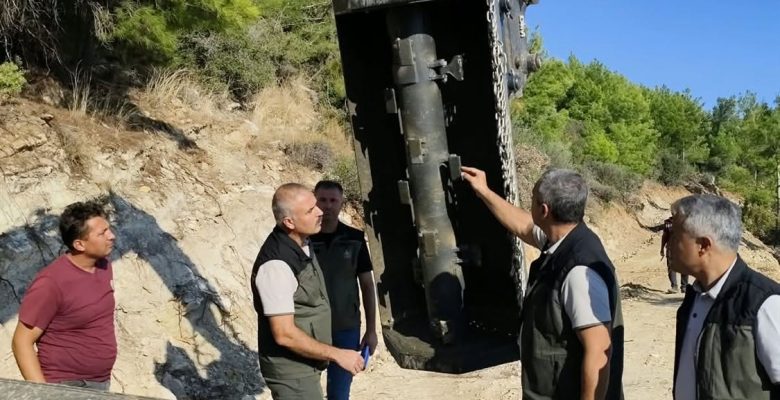 MERSİN’DE ORMAN YANGINLARINA KARŞI YENİ ÖNLEM! ÇALI DOĞRAYICI APARATI SAHADA TEST EDİLDİ